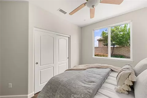 4568 Creekside, Fontana, CA 92336 photo 20