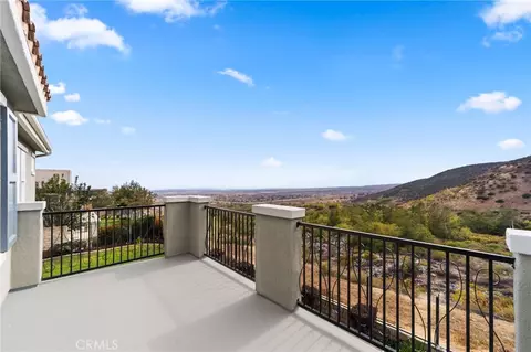 4568 Creekside, Fontana, CA 92336 photo 33