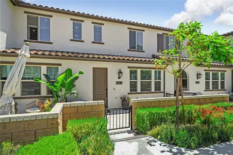 5604 Altamura #3, Fontana, CA 92336