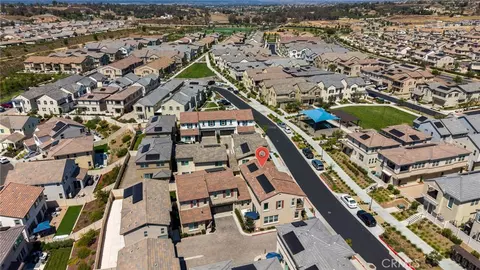 View/Area - 32725 Tannat, Temecula, CA 92591 photo 2 of 11