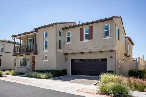 Exterior - 32725 Tannat, Temecula, CA 92591 photo 2 of 10