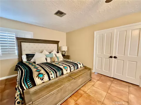 Bedroom - 14913 Blue Grass, Helendale, CA 92342 photo 2 of 8