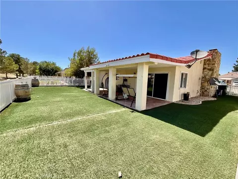 Exterior - 14913 Blue Grass, Helendale, CA 92342 photo 9 of 24