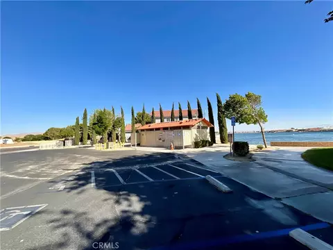 Exterior - 14913 Blue Grass, Helendale, CA 92342 photo 23 of 24
