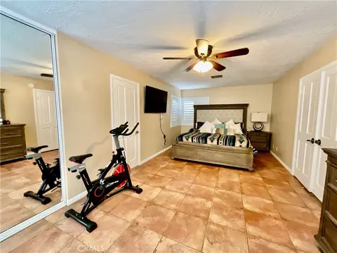 Bedroom - 14913 Blue Grass, Helendale, CA 92342 photo 3 of 8
