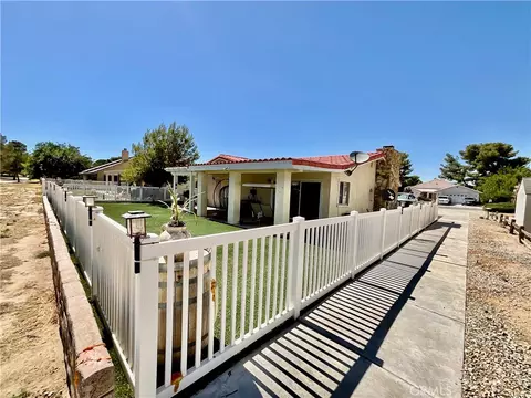 Exterior - 14913 Blue Grass, Helendale, CA 92342 photo 16 of 24