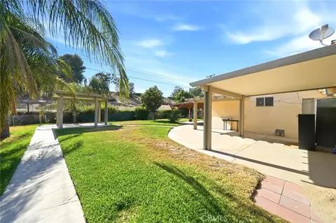 Exterior - 682 S Belden, Rialto, CA 92376 photo 4 of 13