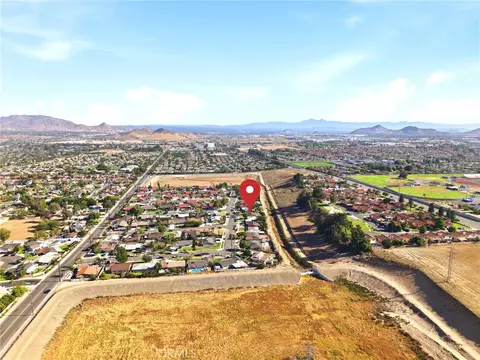 View/Area - 682 S Belden, Rialto, CA 92376 photo 13 of 14