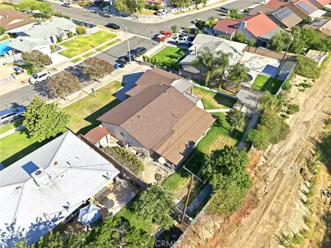 View/Area - 682 S Belden, Rialto, CA 92376 photo 6 of 14