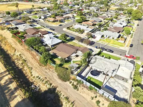 View/Area - 682 S Belden, Rialto, CA 92376 photo 5 of 14