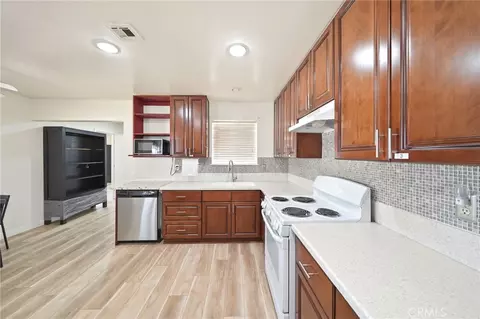 Kitchen - 682 S Belden, Rialto, CA 92376 photo 1 of 3