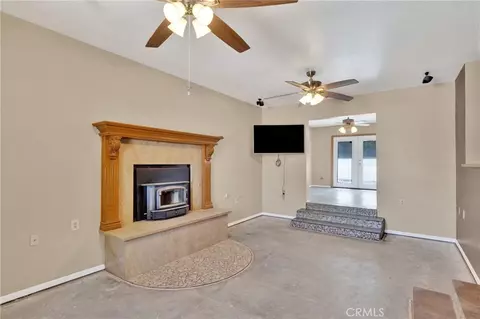 Living - 11470 Hawthorne, Hesperia, CA 92345 photo 4 of 5