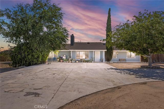 11470 Hawthorne, Hesperia, CA 92345