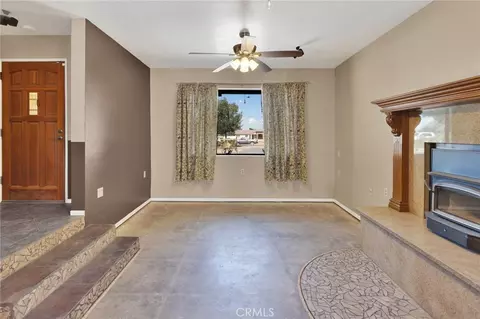 Living - 11470 Hawthorne, Hesperia, CA 92345 photo 2 of 5