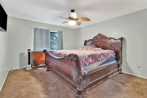 Bedroom - 11470 Hawthorne, Hesperia, CA 92345 photo 1 of 5