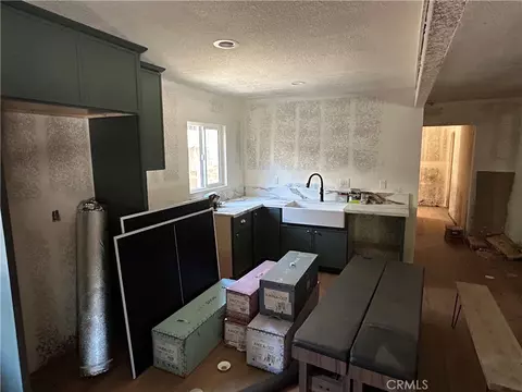 Kitchen - 628 Friendly, Crestline, CA 92325 photo 1 of 1