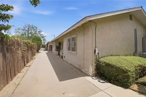 Exterior - 156 E 49th, Long Beach, CA 90805 photo 5 of 5