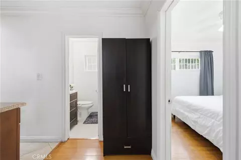 Entry Way - 156 E 49th, Long Beach, CA 90805 photo 1 of 1