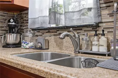 Kitchen - 156 E 49th, Long Beach, CA 90805 photo 2 of 2