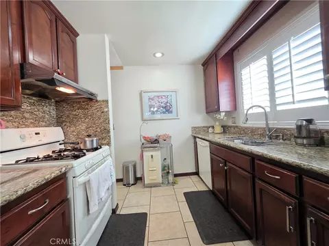 Kitchen - 321 Johnston St, Colton, CA 92324 photo 4 of 9