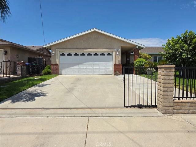 321 Johnston St, Colton, CA 92324