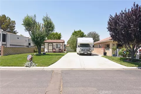 11614 Ridgemark Rd, Apple Valley, CA 92308