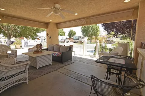 Exterior - 11620 Ridgemark Rd, Apple Valley, CA 92308 photo 1 of 8
