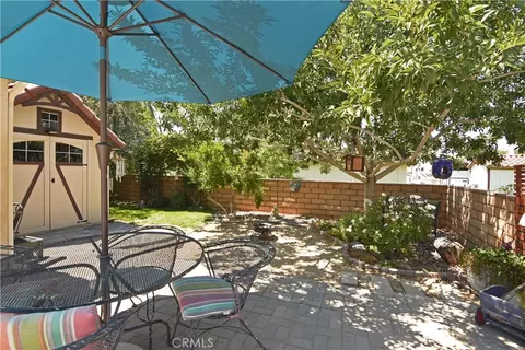 Exterior - 11620 Ridgemark Rd, Apple Valley, CA 92308 photo 5 of 8