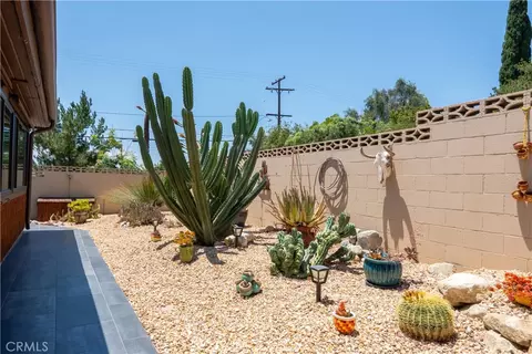 Exterior - 895 W 23rd, Upland, CA 91784 photo 11 of 27