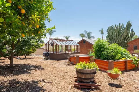 Exterior - 895 W 23rd, Upland, CA 91784 photo 14 of 28