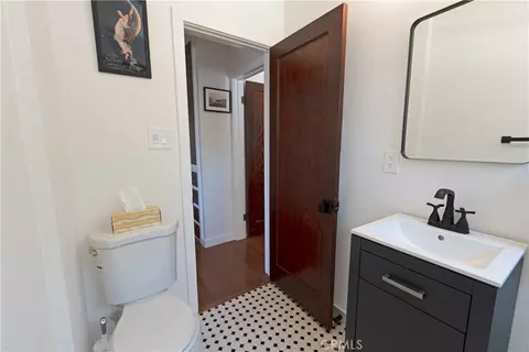 Bath - 895 W 23rd, Upland, CA 91784 photo 2 of 3