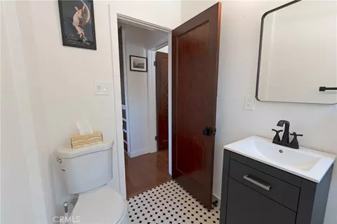 Bath - 895 W 23rd, Upland, CA 91784 photo 2 of 4