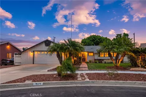 1571 W Pacific, Anaheim, CA 92802
