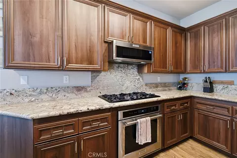 Kitchen - 6680 Brownstone, Rancho Cucamonga, CA 91739 photo 3 of 5