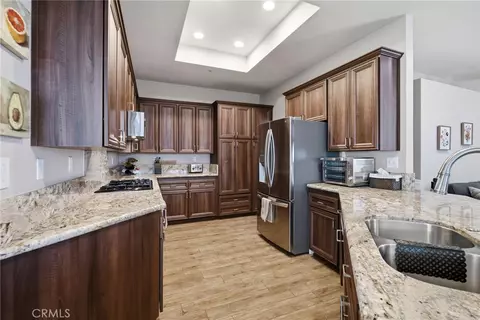 Kitchen - 6680 Brownstone, Rancho Cucamonga, CA 91739 photo 2 of 5