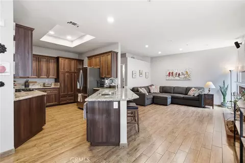 Kitchen - 6680 Brownstone, Rancho Cucamonga, CA 91739 photo 5 of 5