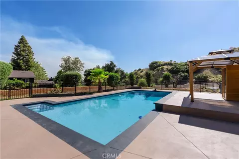 Exterior - 12938 Lupine Ct, Yucaipa, CA 92399 photo 11 of 12