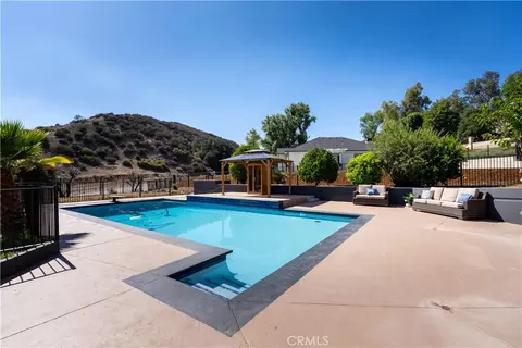 Exterior - 12938 Lupine Ct, Yucaipa, CA 92399 photo 8 of 11