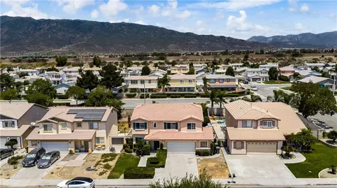View/Area - 15556 Skylark, Fontana, CA 92336 photo 1 of 4