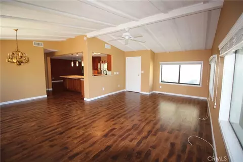 39105 Manzanita Dr, Palm Desert, CA 92260