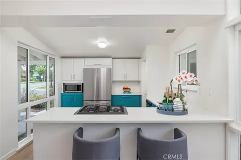 271 Greentree, Upland, CA 91786 photo 13