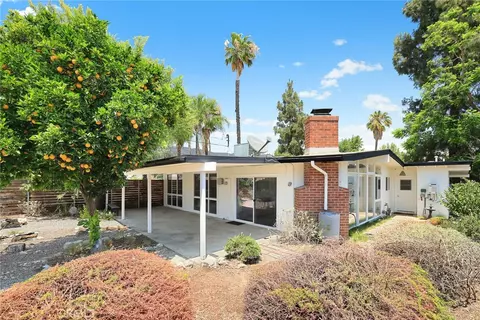 271 Greentree, Upland, CA 91786 photo 28