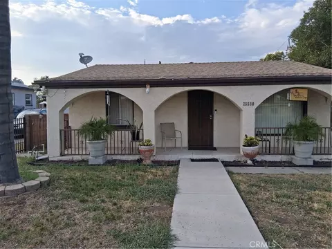 25580 Amanda, San Bernardino, CA 92404