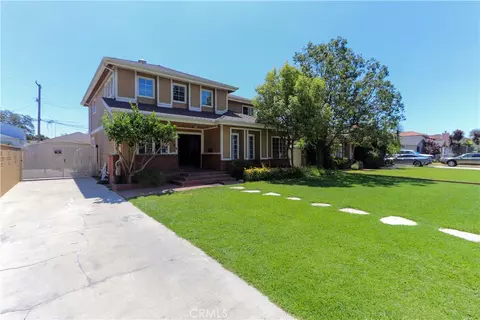 Exterior - 4826 Faculty Ave, Long Beach, CA 90808 photo 2 of 9