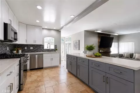 Kitchen - 4826 Faculty Ave, Long Beach, CA 90808 photo 2 of 6