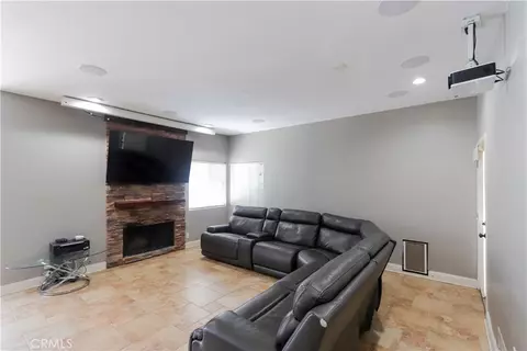 Living - 4826 Faculty Ave, Long Beach, CA 90808 photo 7 of 8