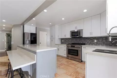 Kitchen - 4826 Faculty Ave, Long Beach, CA 90808 photo 5 of 6