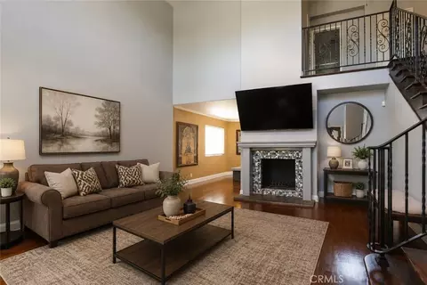 Living - 4826 Faculty Ave, Long Beach, CA 90808 photo 2 of 8