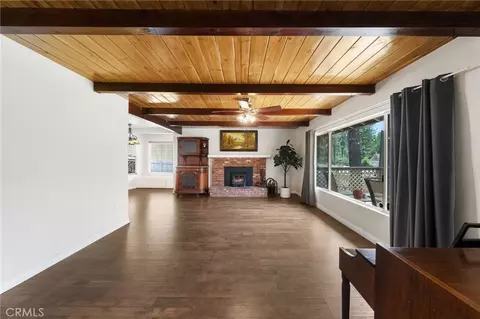 Living - 1197 Oriole, Wrightwood, CA 92397 photo 8 of 11