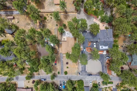 View/Area - 1197 Oriole, Wrightwood, CA 92397 photo 4 of 5